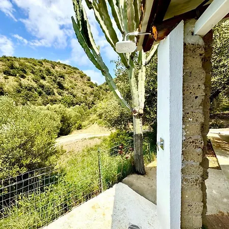 Holiday home Lo Scoglio *